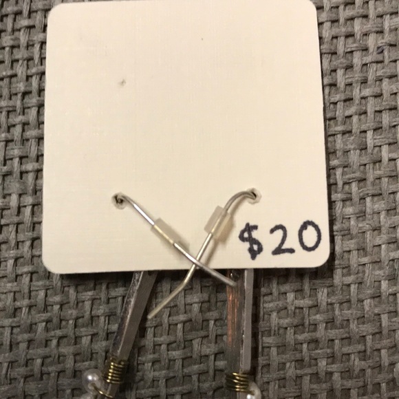 Dangle earrings - Picture 4 of 4